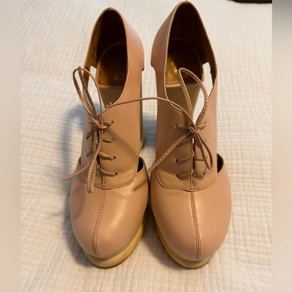 [JEFFREY CAMPBELL] Benched Cutout Platform in Light Pink/Nude Leather - Picture 6 of 11